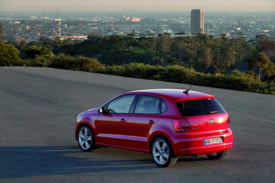  Volkswagen Polo 2009 года  (фото 2 из 23)